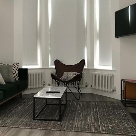 Stylish Home In Streatham. لندن المظهر الخارجي الصورة