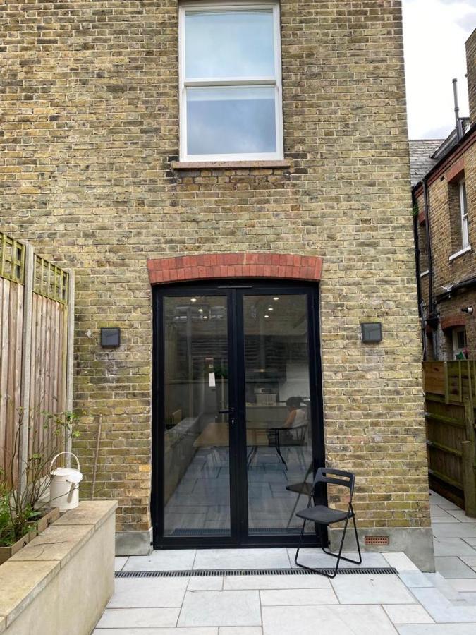 Stylish Home In Streatham. لندن المظهر الخارجي الصورة